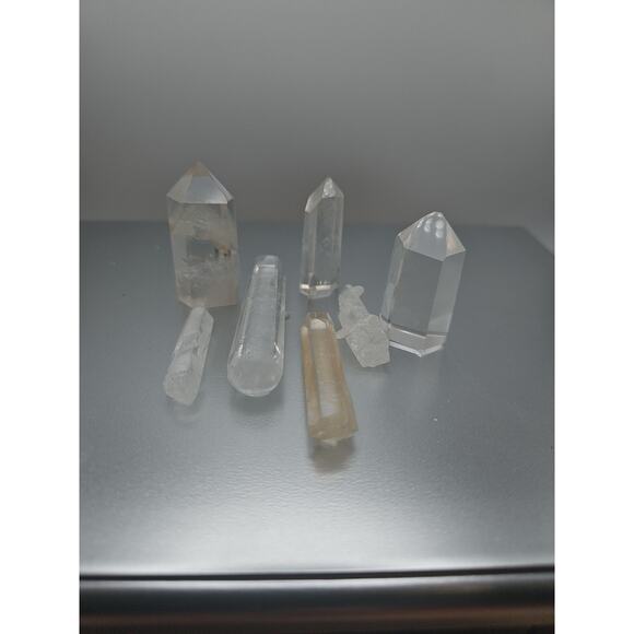 White Quartz Crystals 7pcs - Picture 4 of 11